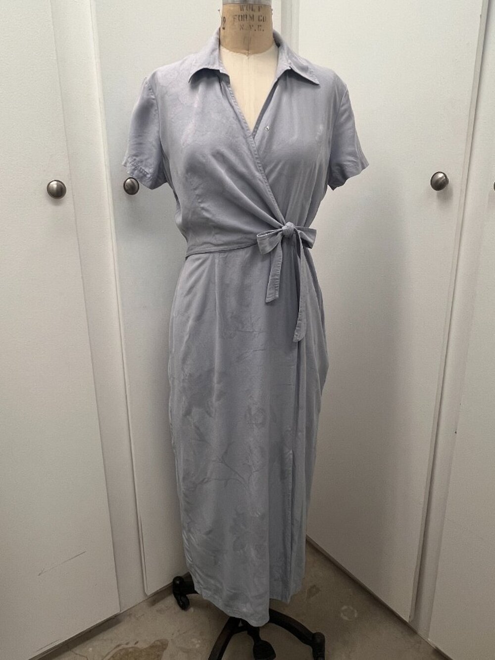 Caribbean Joe Blue Silk/Rayon Faux Wrap Midi Length Housedress